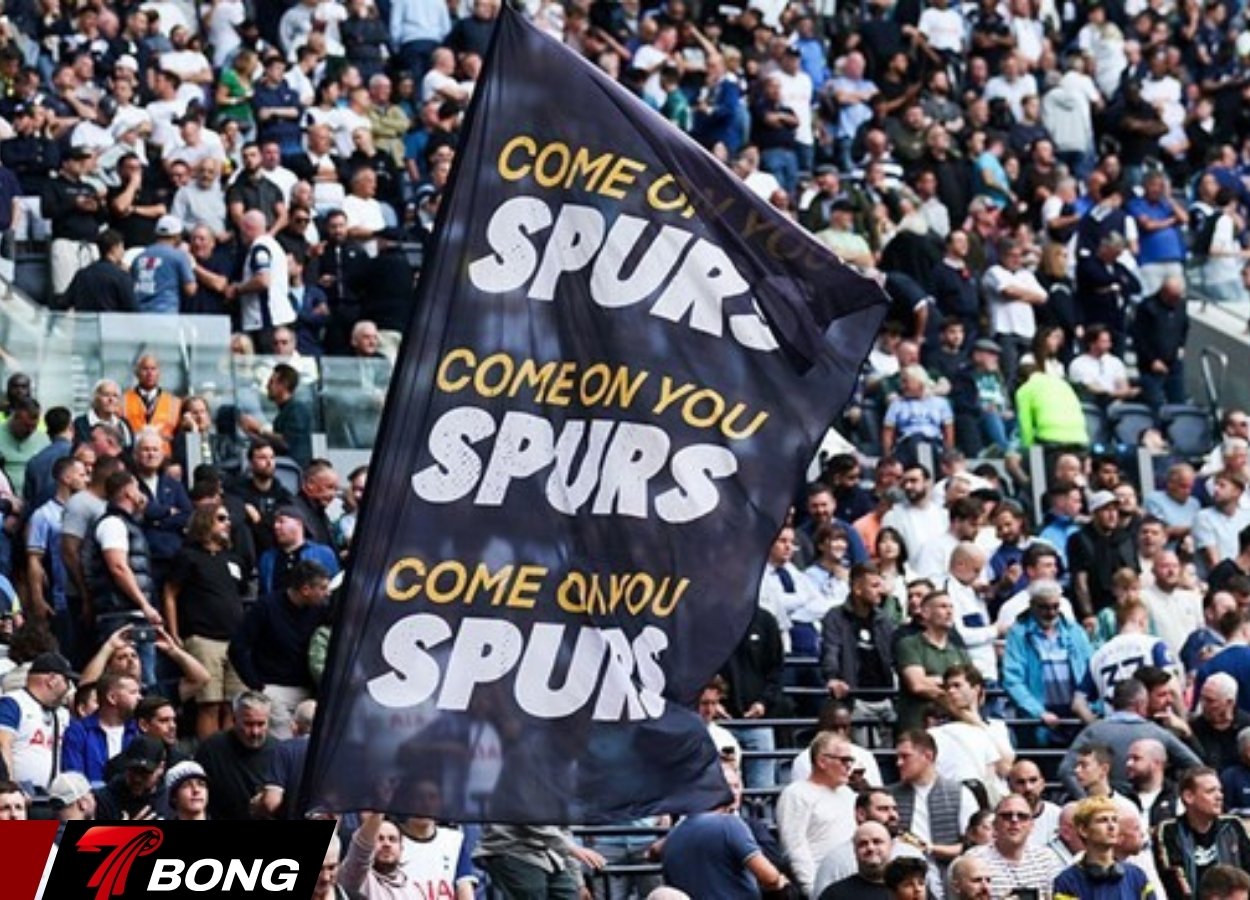 Bầu không khí tại Tottenham Hotspur Stadium tối ngày 1803 đã bị đẩy lên cao trào 